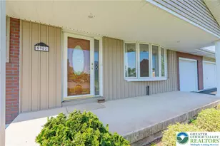 5902 Holiday Dr, Upper Macungie Township, PA 18104 - Photo 9