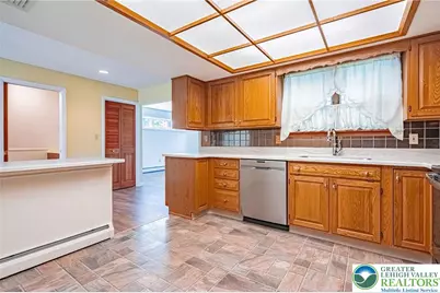 5902 Holiday Drive, Upper Macungie Township, PA 18104 - Photo 17