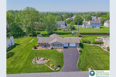 5902 Holiday Drive, Upper Macungie Township, PA 18104 - Photo 5