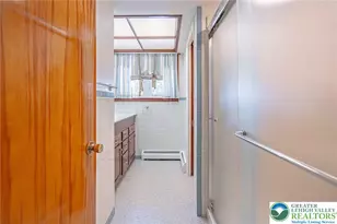5902 Holiday Dr, Upper Macungie Township, PA 18104 - Photo 25