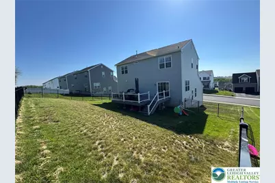 5052 Bellflower Drive, North Whitehall Township, PA 18078 - Photo 7