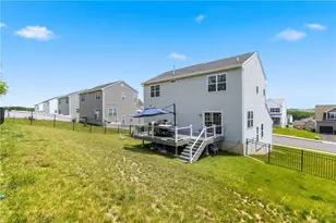 5052 Bellflower Dr, North Whitehall Township, PA 18078 - Photo 37