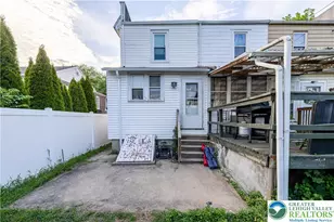 335 Mulberry St, Catasauqua Boro, PA 18032 - Photo 1