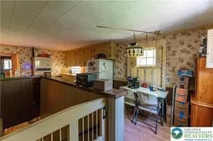 1409 N 18th St, South Whitehall Township, PA 18104 - Photo 17
