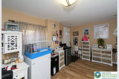 910 Fernwood Street, Emmaus Boro, PA 18049 - Photo 13