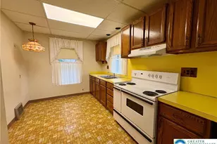 1731 Chapel Ave, Allentown City, PA 18103 - Photo 15