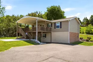 706 Shawnee Dr, South Manheim Twp, PA 17922 - Photo 7