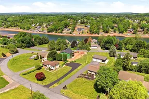 706 Shawnee Dr, South Manheim Twp, PA 17922 - Photo 55