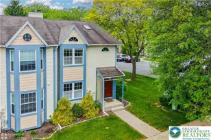 117 Franklin Ct, Bethlehem Township, PA 18020 - Photo 1