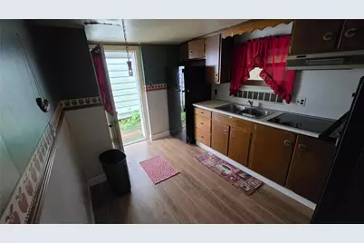 243 Pierce Street, Pottsville, PA 17901 - Photo 7