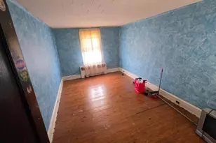 243 Pierce St, Pottsville, PA 17901 - Photo 13
