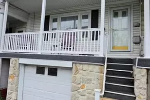 243 Pierce St, Pottsville, PA 17901 - Photo 1