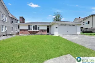 12 W 10th St, Jim Thorpe Boro, PA 18229 - Photo 3