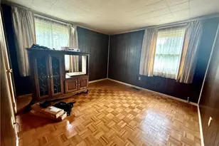 4301 Kings Hwy N, Emmaus Boro, PA 18049 - Photo 11