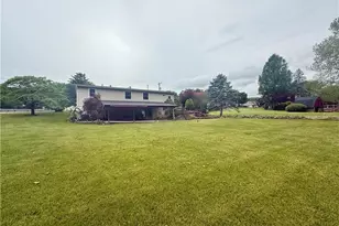 4301 Kings Hwy N, Emmaus Boro, PA 18049 - Photo 17