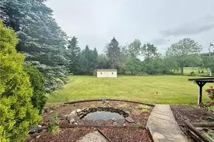 4301 Kings Hwy N, Emmaus Boro, PA 18049 - Photo 15