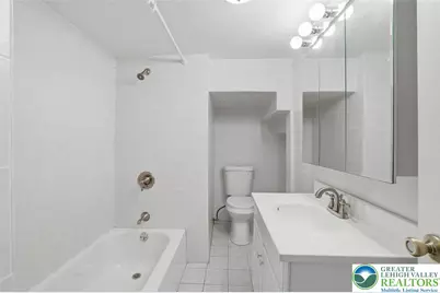 1015 Route 390, Greentown, PA 18426 - Photo 27