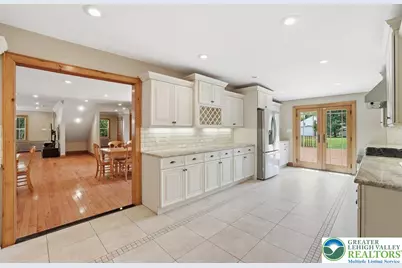 1015 Route 390, Greentown, PA 18426 - Photo 19