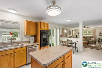677 Biltmore Avenue, Easton, PA 18040 - Photo 31