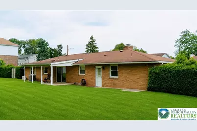 910 N 12th Street, Allentown City, PA 18102 - Photo 3