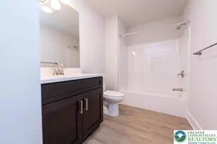 1275 E 4th St, Bethlehem, PA 18015 - Photo 11