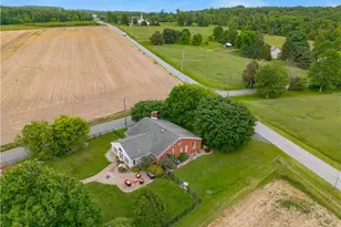 8730 Eberhard Rd, Coopersburg Boro, PA 18036 - Photo 3