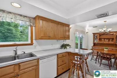 2590 31st Street SW, Salisbury Township, PA 18103 - Photo 17