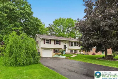 3635 Stephen Crane Lane, Hanover Twp, PA 18017 - Photo 5