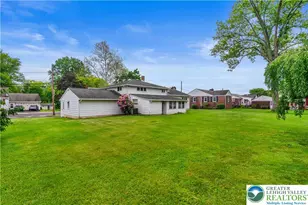 300 S 9th St, Quakertown Boro, PA 18951 - Photo 5