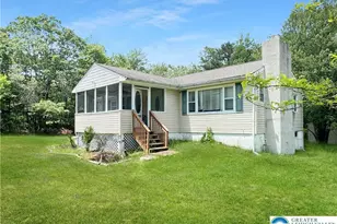 183 Island Dr, Long Pond, PA 18334 - Photo 1