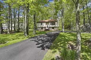 12602 Big Bear Dr, East Stroudsburg, PA 18302 - Photo 3