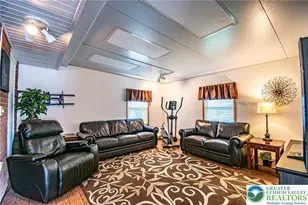 3037 Coplay Ln, Whitehall Township, PA 18052 - Photo 9