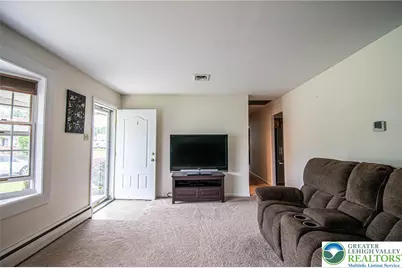 3037 Coplay Lane, Whitehall Township, PA 18052 - Photo 5