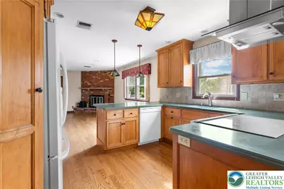 8034 Valley View Road, East Allen Township, PA 18067 - Photo 7