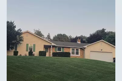 578 Graystone Drive, Lehigh Township, PA 18035 - Photo 1