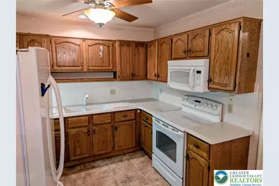 33 Woodland Est, Lebanon, PA 17042 - Photo 9