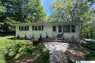 8 Laurel Ln, Mount Pocono, PA 18344 - Photo 1