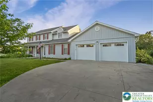 3824 E View Dr, North Whitehall Township, PA 18069 - Photo 3