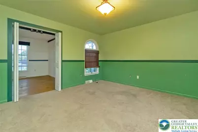 3824 E View Drive, North Whitehall Township, PA 18069 - Photo 13