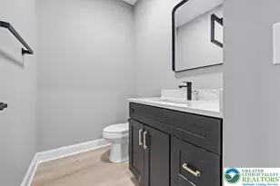 1106 S Carlisle St, Allentown City, PA 18103 - Photo 17