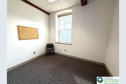 22 S 2nd #1st floor, Emmaus Boro, PA 18049 - Photo 37