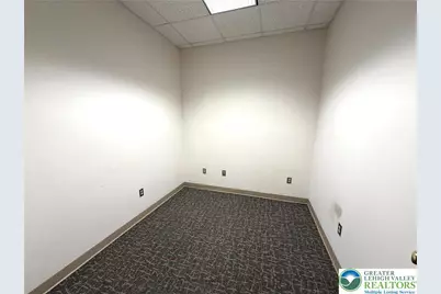 22 S 2nd #1st floor, Emmaus Boro, PA 18049 - Photo 39
