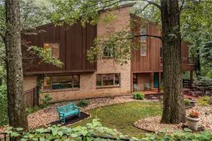 3385 Woodbridge Cir, Bethlehem City, PA 18017 - Photo 3
