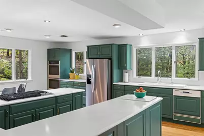 3385 Woodbridge Circle, Bethlehem City, PA 18017 - Photo 25
