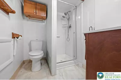 2030 Lawfer Avenue, South Whitehall Township, PA 18104 - Photo 25