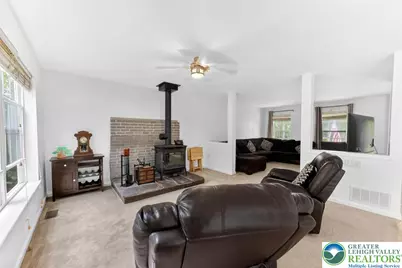 2330 Southridge Drive, Price Twp, PA 18302 - Photo 7