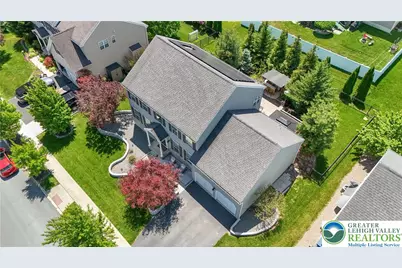 1052 Kingston Lane, Upper Macungie Township, PA 18031 - Photo 3
