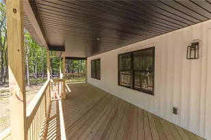 103 Burnshaw Ln, Penn Forrest, PA 18210 - Photo 5