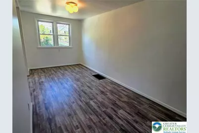 2138 S Lumber Street, Allentown City, PA 18103 - Photo 5