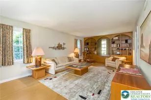 2838 Edgemont Dr, Salisbury Township, PA 18103 - Photo 5